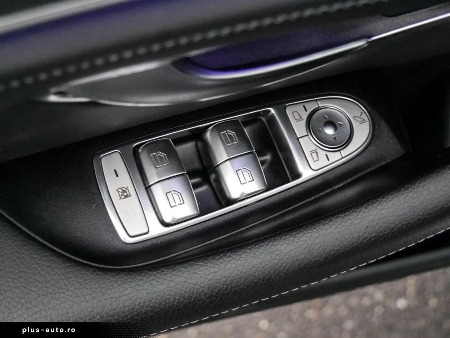 MERCEDES-BENZ E 450 4M AMG BURM DIGLIGHT DISTR PANO 360