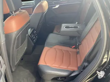 VW Touareg 3.0 TDI 4Motion R-Line Stdhzg AHK Pano