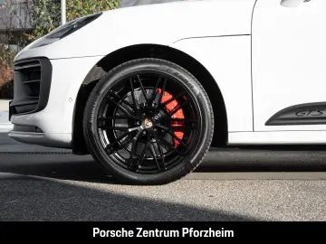 PORSCHE Macan GTS Surround-View BOSE Luftfederung LED