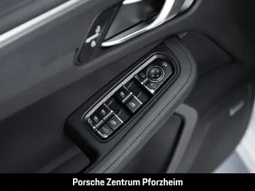 PORSCHE Macan GTS Surround-View BOSE Luftfederung LED