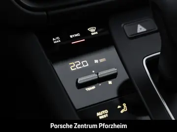 PORSCHE Macan GTS Surround-View BOSE Luftfederung LED