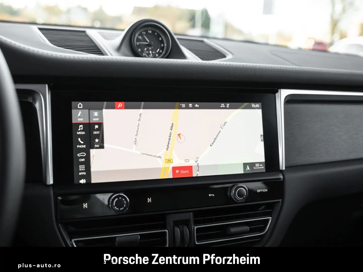 PORSCHE Macan GTS Surround-View BOSE Luftfederung LED