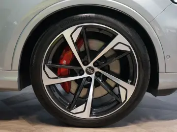 AUDI SQ7 4.0 TFSI TOW HUD PANO 360 B&O