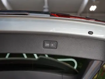 AUDI SQ7 4.0 TFSI TOW HUD PANO 360 B&O