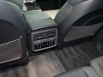 AUDI SQ7 4.0 TFSI TOW HUD PANO 360 B&O