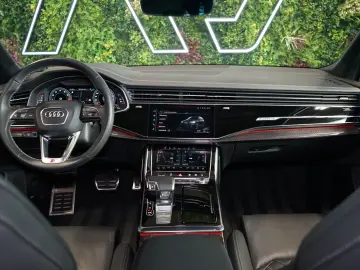 AUDI SQ7 4.0 TFSI TOW HUD PANO 360 B&O