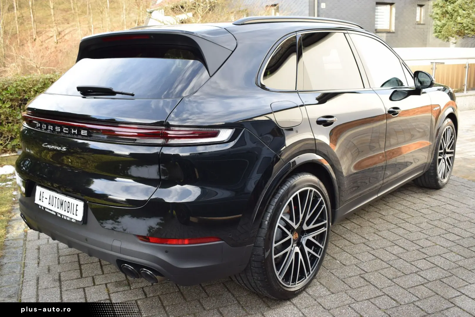 PORSCHE Cayenne S E-Hybrid BOSE 22  ACC AHK PANO 18-WEGE