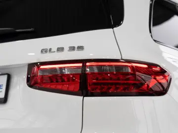 MERCEDES-BENZ GLB 35 AMG 4M NIGHT-PAKET LEDER CARBON&hellip;