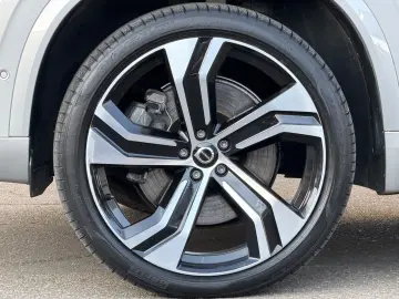VOLVO XC90 T8 Ultimate MEGAVOLL 22Zoll NEUWERTIG!