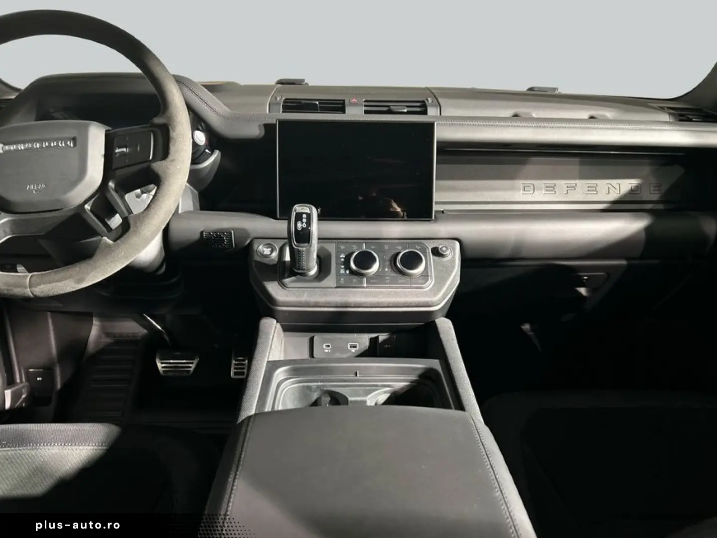 LAND ROVER Defender 110 P525 V8