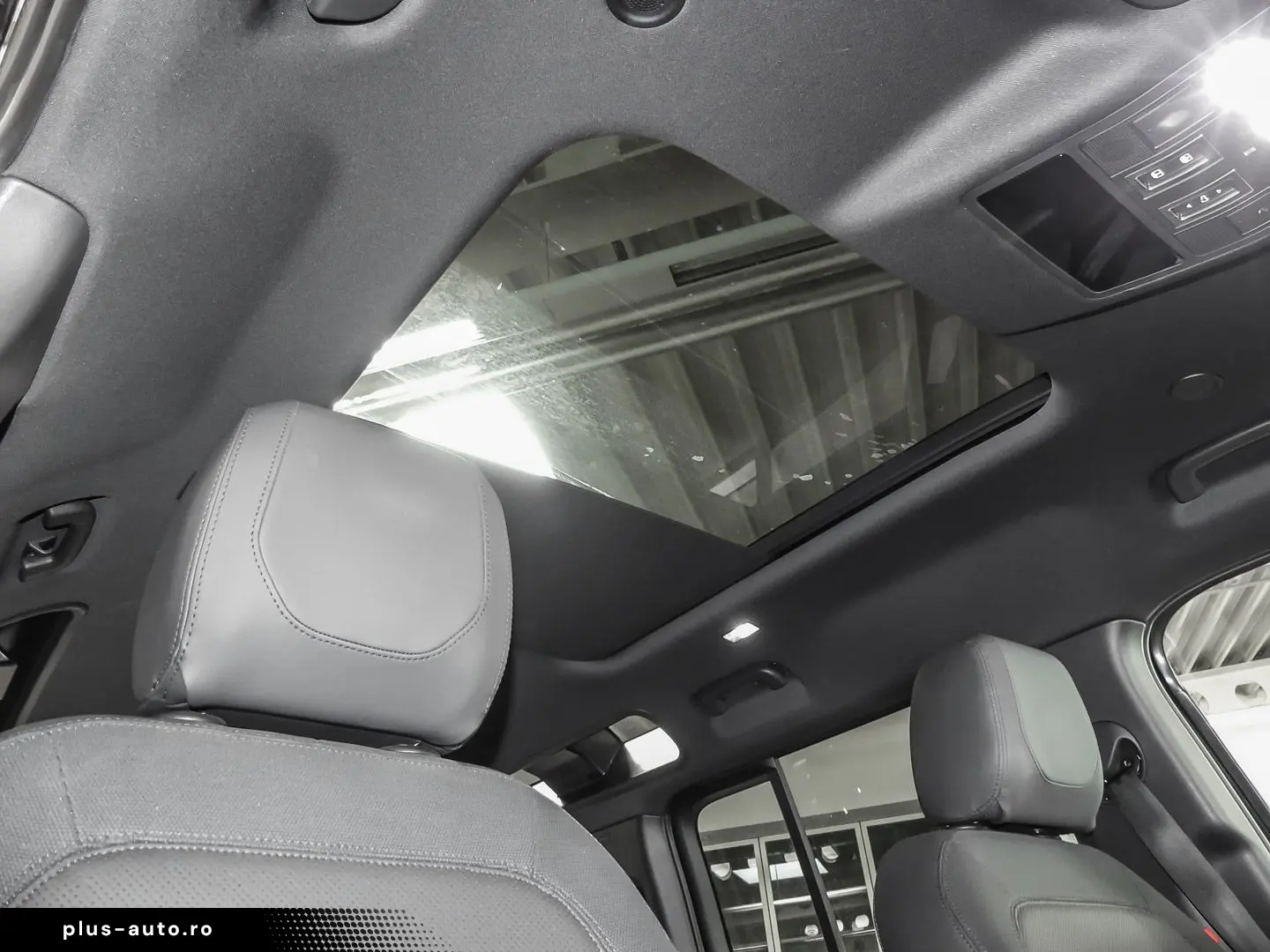 LAND ROVER Defender 110 X-Dynamic SE P400 Luftfederung AD N