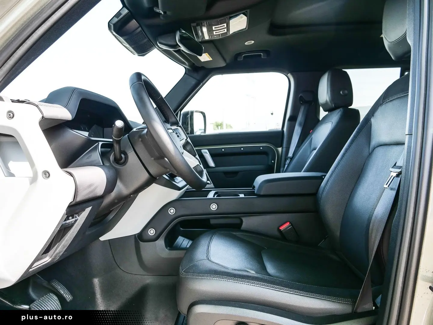 LAND ROVER Defender 110 X-Dynamic SE D300 Allrad Luftfederu