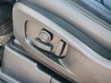 LAND ROVER Defender 110 X-Dynamic SE D300 Allrad Luftfederu