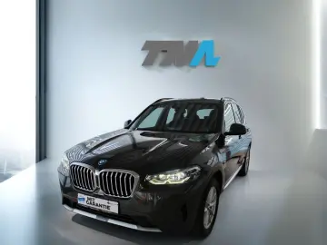 BMW X3 xDrive 30e PANO M-Dachhimm. Sonnenrollo