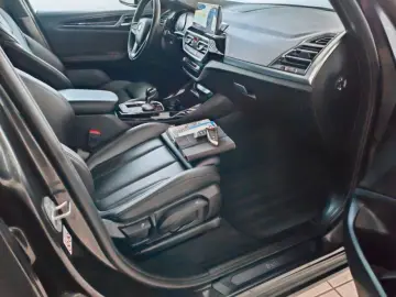 BMW X3 xDrive 30e PANO M-Dachhimm. Sonnenrollo