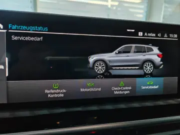 BMW X3 xDrive 30e PANO M-Dachhimm. Sonnenrollo