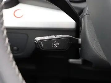 AUDI Q5 Sportback 40 TFSI quattro Advanced AHK Pano K