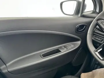RENAULT ZOE Intens R135 Z.E. 50