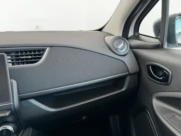 RENAULT ZOE Intens R135 Z.E. 50