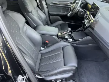 BMW X4 M COMPETITION DRIVER`S PACKAGE PANO HUD ALARM