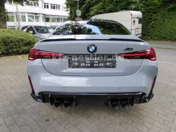 BMW M4 Comp. x Drive M Drivers ACC HUD 360  Black