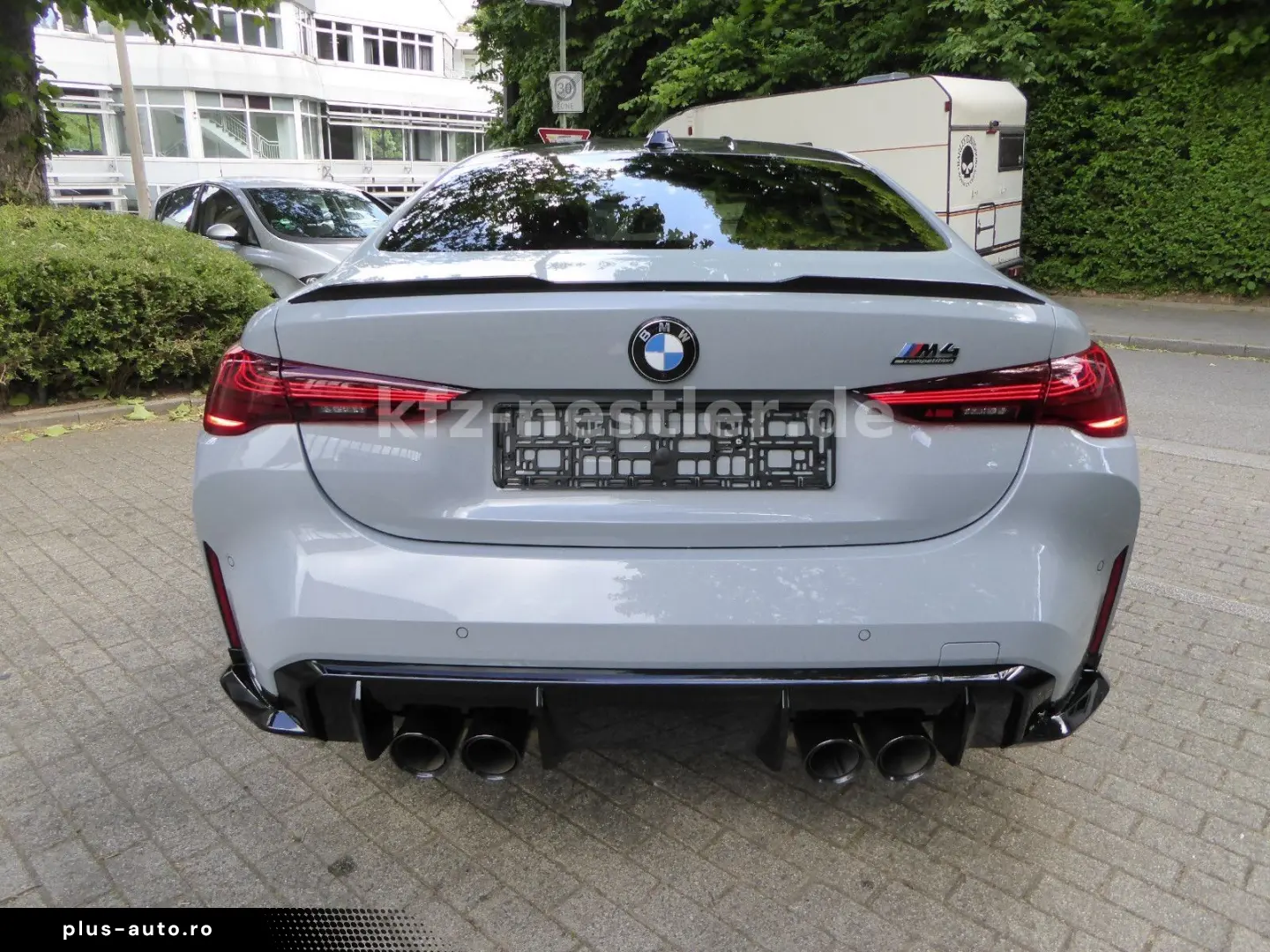 BMW M4 Comp. x Drive M Drivers ACC HUD 360  Black