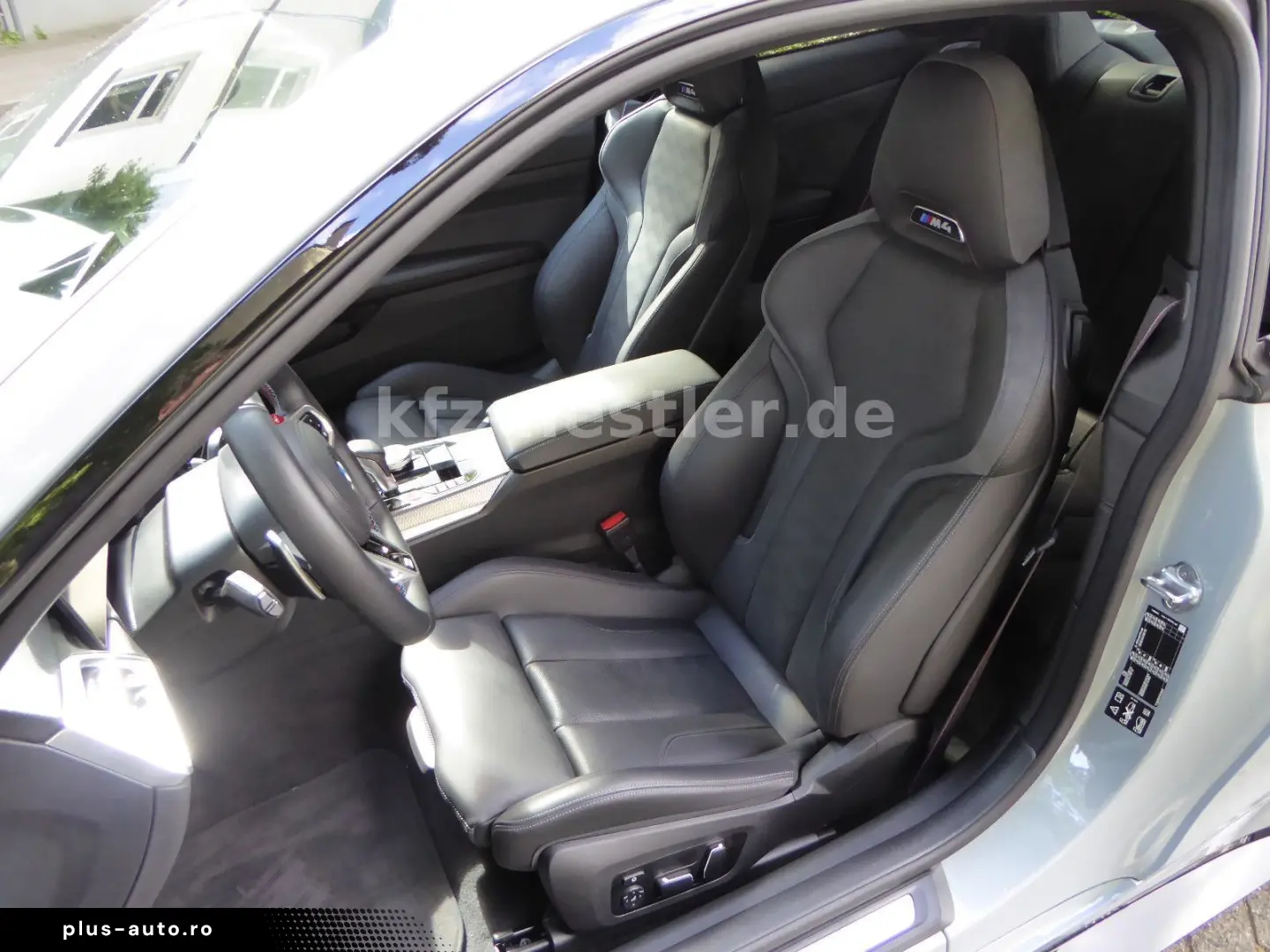 BMW M4 Comp. x Drive M Drivers ACC HUD 360  Black