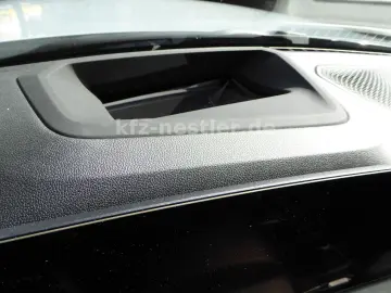 BMW M4 Comp. x Drive M Drivers ACC HUD 360  Black