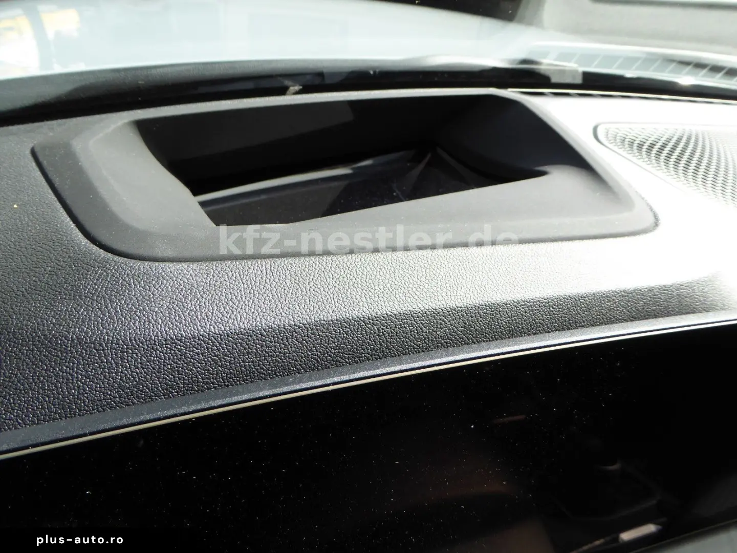 BMW M4 Comp. x Drive M Drivers ACC HUD 360  Black