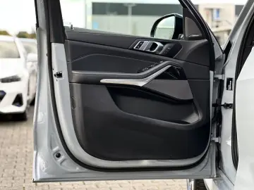 BMW X5 xDrive30d M Sportpaket Gestiksteuerung DAB