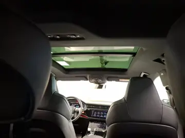 AUDI Q8 50 TDI quattro S-Line 23'' Pano 36&hellip;