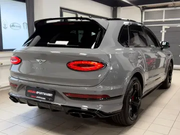 BENTLEY BENTAYGA V8 S CARBON NAIM MASSAGE PANO FULL!