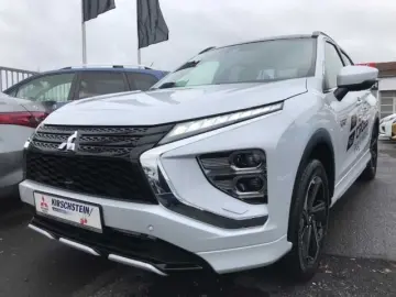 MITSUBISHI Eclipse Cross Plug-In Hybrid Top Leder Pano Head