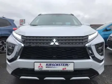 MITSUBISHI Eclipse Cross Plug-In Hybrid Top Leder Pano Head