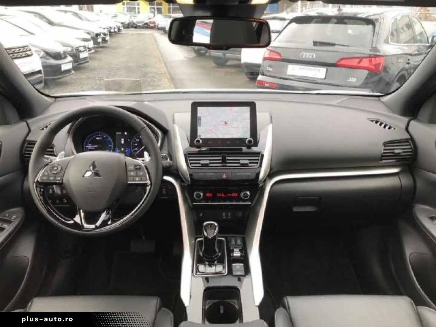 MITSUBISHI Eclipse Cross Plug-In Hybrid Top Leder Pano Head