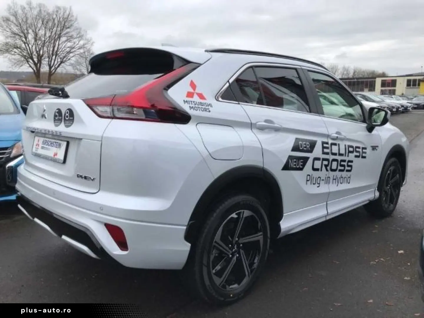 MITSUBISHI Eclipse Cross Plug-In Hybrid Top Leder Pano Head