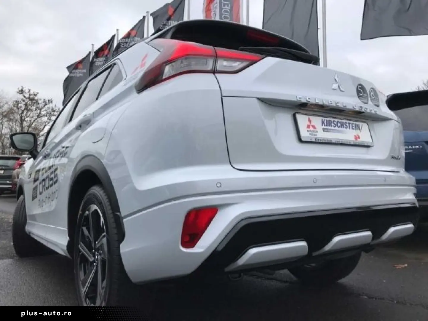 MITSUBISHI Eclipse Cross Plug-In Hybrid Top Leder Pano Head