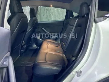 TESLA Model Y Long Range Dual AWD