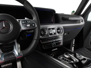 MERCEDES-BENZ G 63 AMG Vollausstattung Neuwertig