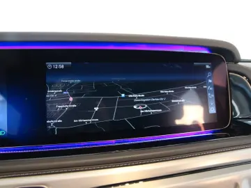 MERCEDES-BENZ G 63 AMG Vollausstattung Neuwertig