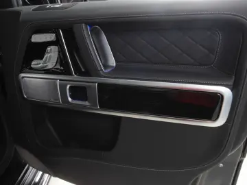 MERCEDES-BENZ G 63 AMG Vollausstattung Neuwertig