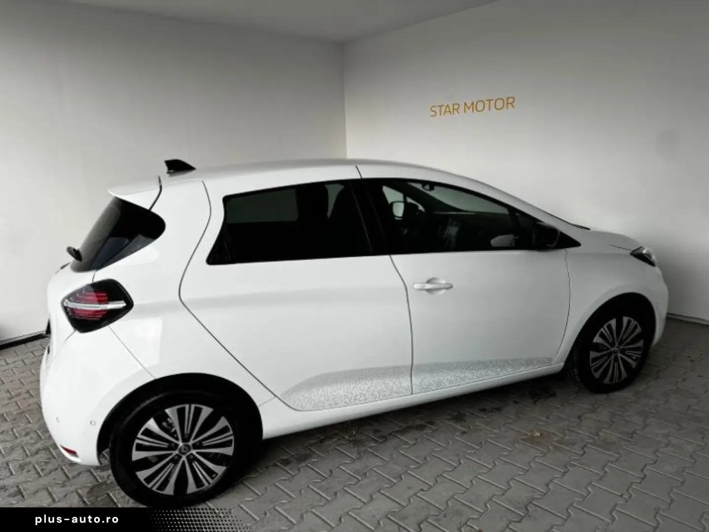 RENAULT ZOE Z.E. 50 R110 equilibre