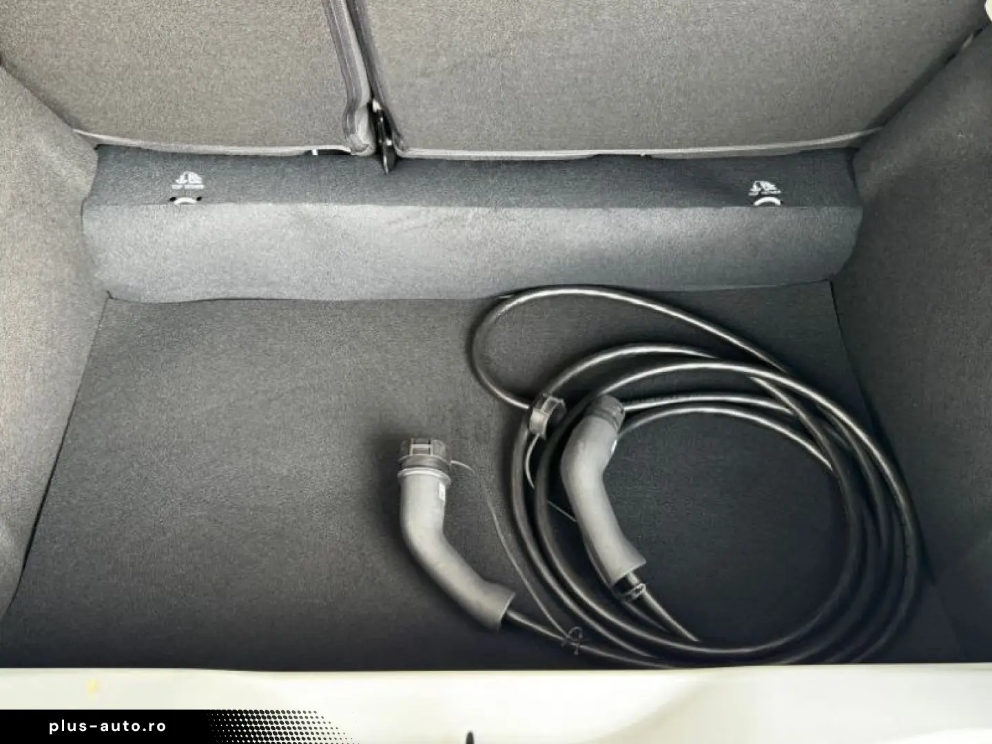 RENAULT ZOE Z.E. 50 R110 equilibre