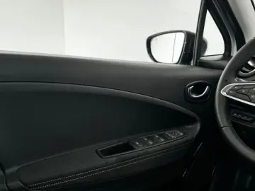 RENAULT ZOE Z.E. 50 R110 equilibre