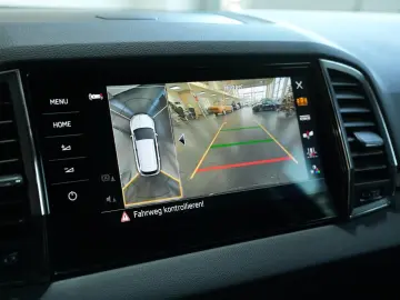 SKODA Karoq Tour 4x4  AUT LED 360  NAV