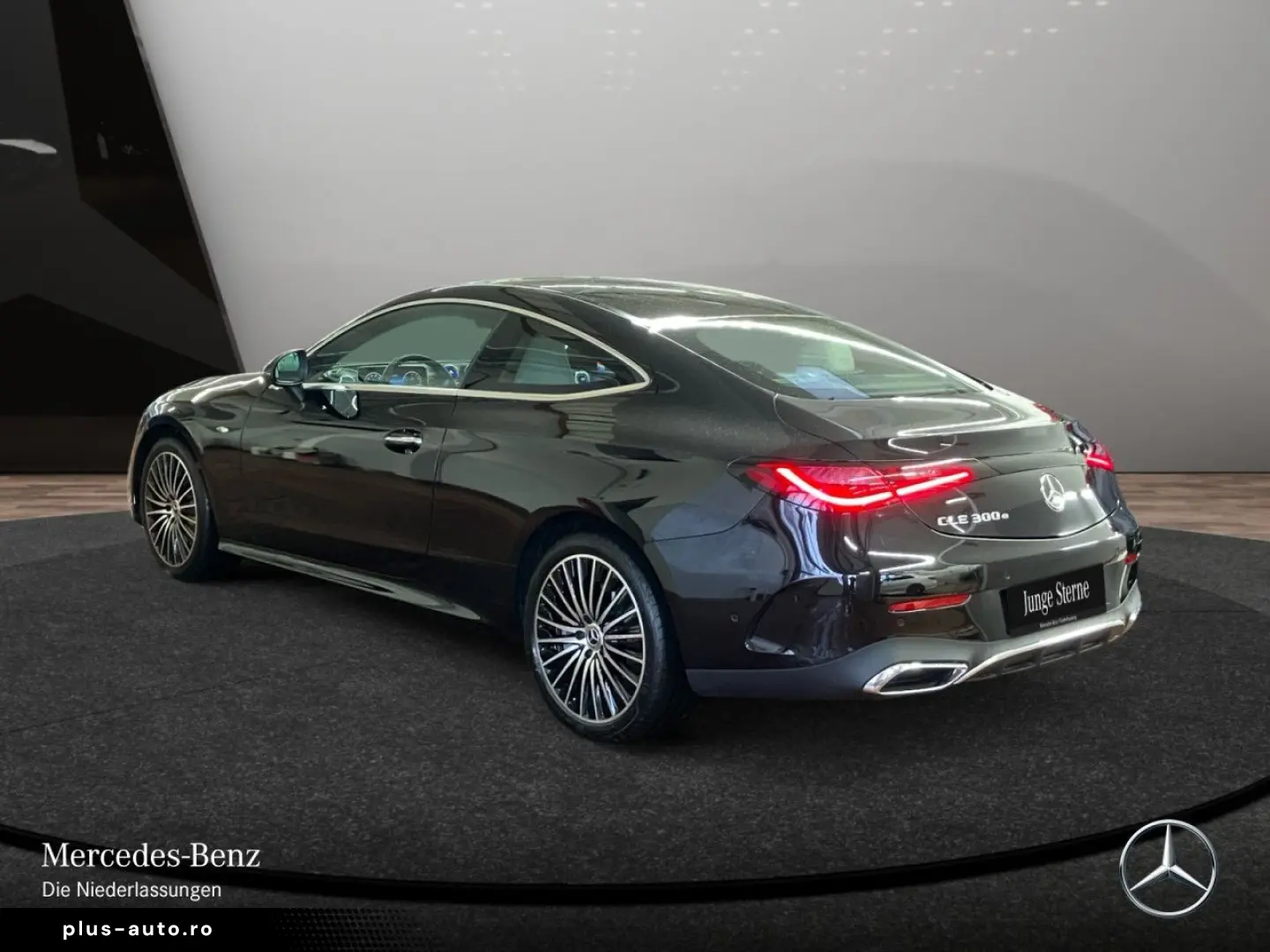 MERCEDES-BENZ CLE 300 e AMG PANO 360 BURMESTER KEYLESS 9G