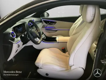 MERCEDES-BENZ CLE 300 e AMG PANO 360 BURMESTER KEYLESS 9G