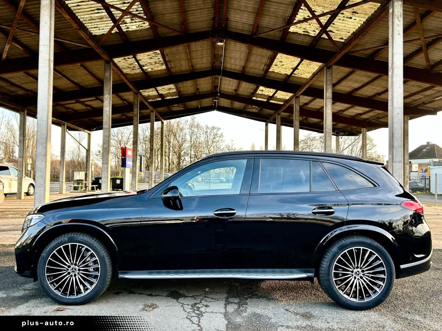 MERCEDES-BENZ GLC 220 d 4M  AMG PREMIUM PLUS 20 ZOLL  TOP