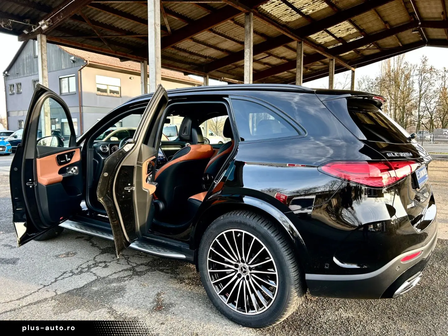 MERCEDES-BENZ GLC 220 d 4M  AMG PREMIUM PLUS 20 ZOLL  TOP