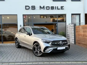 MERCEDES-BENZ GLC 300 d 4Matic AMG Line Pano 1HD Nappa-Braun